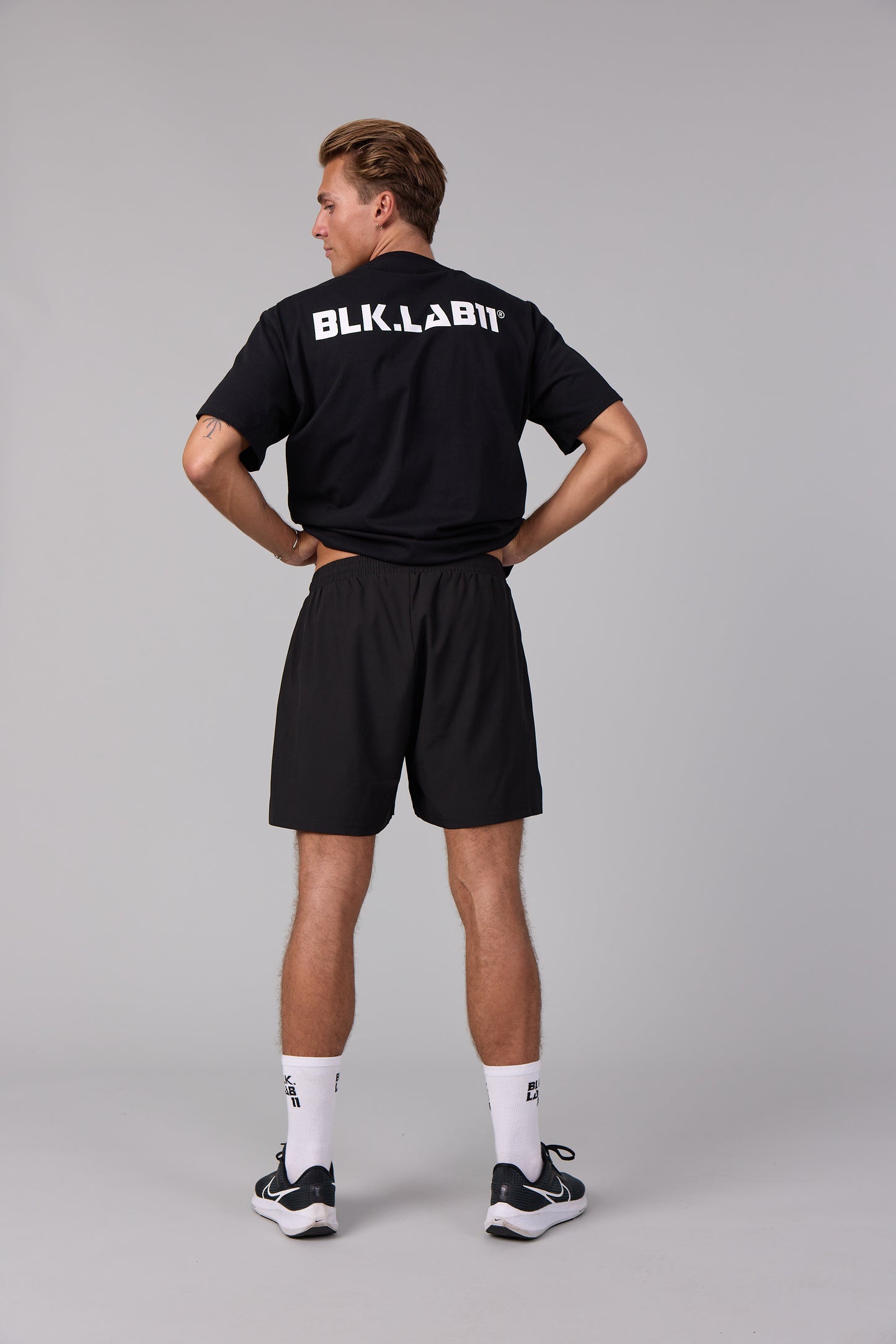 11AUTHENTIC DRY FIT SHORTS