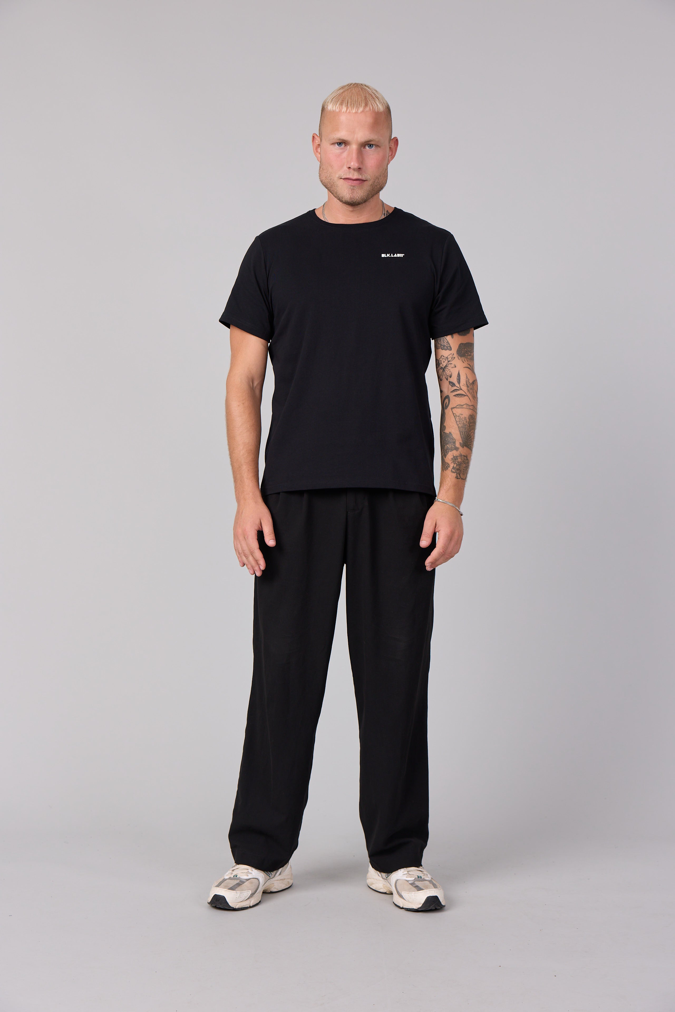 11BASECAMP TEE
