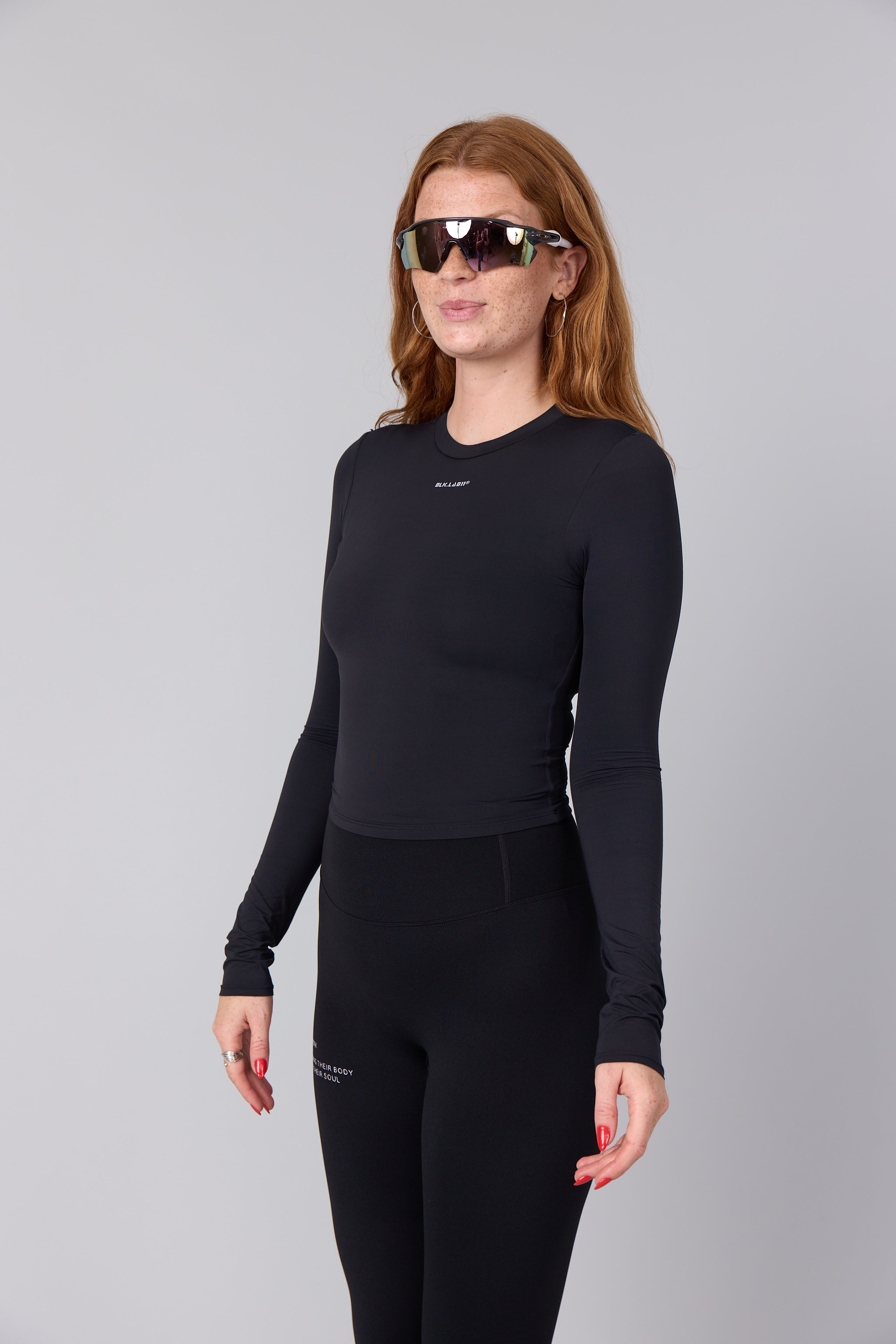 11INFINITY LS TOP