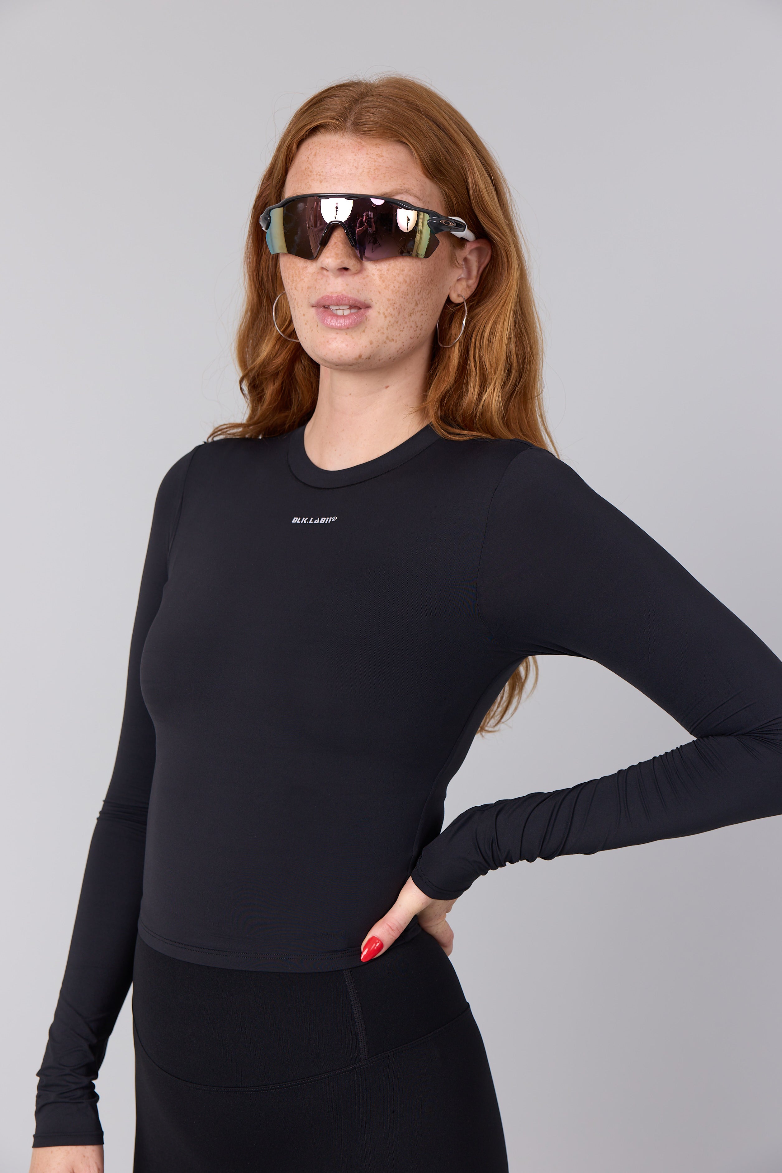 11INFINITY LS TOP